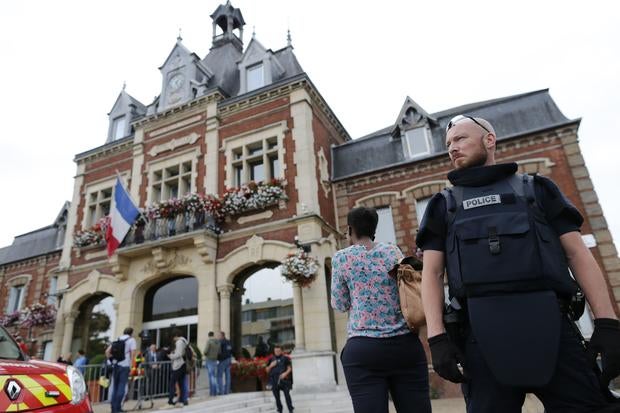 francechurchattackgettyimages-583511114.jpg