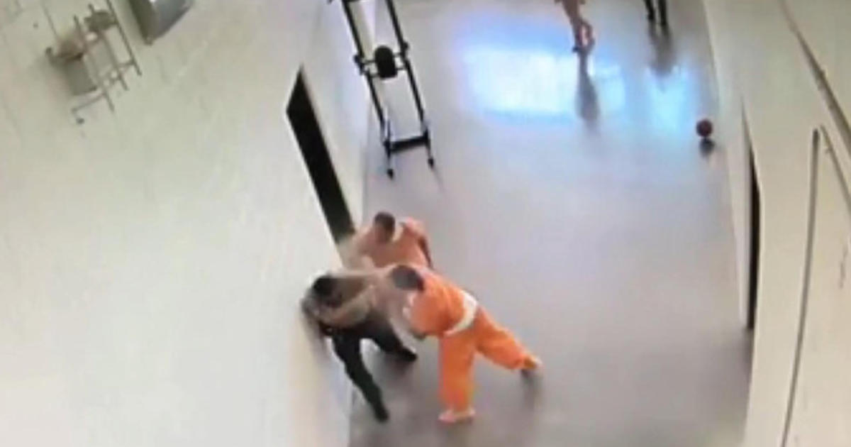 Caught On Camera Inmates Attack Officer At Arizona Detention Center