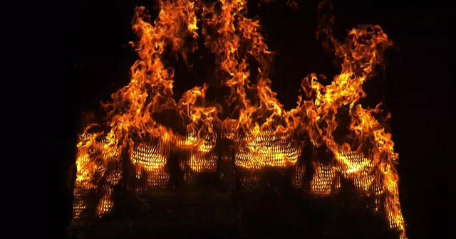 Video shows how fire spreads in slow motion CBS News