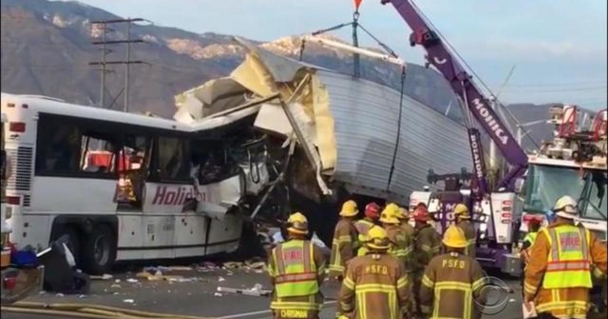 tour bus accident in grand canyon
