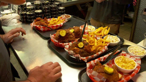 hattie-bs-saerving-up-hot-chicken-620.jpg