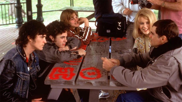 joaquin-phoenix-casey-affleck-alison-folland-nicole-kidman-director-gus-van-sant-on-the-set-of-to-die-for-620.jpg
