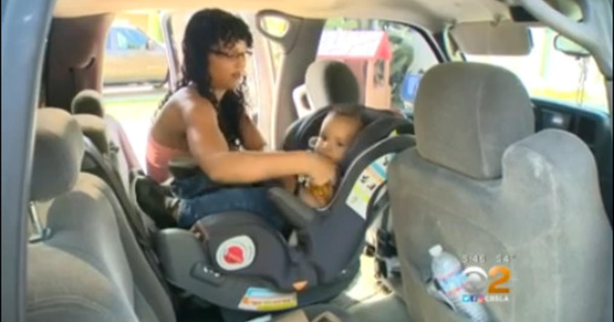 Stay Rear Facing In Car Seat, When To Turn Car Seat Around Texas