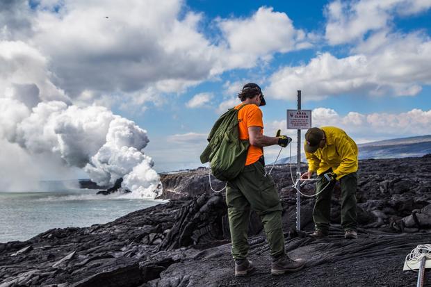 hawaii-volcano-lava-viewing-2017-1-3.jpg