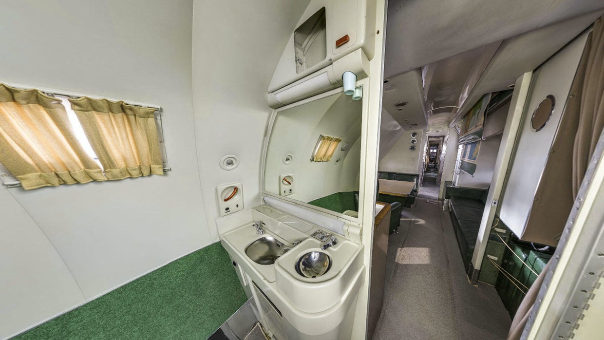 A photo tour of Air Force One CBS News