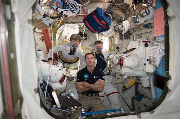 033017-eva-prep.jpg