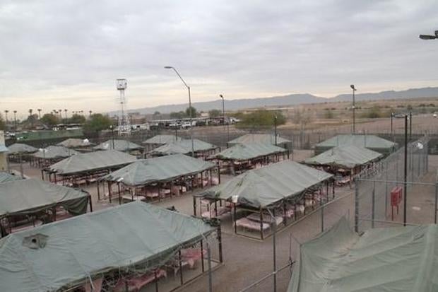 170404-maricopa-county-tent-city01.jpg