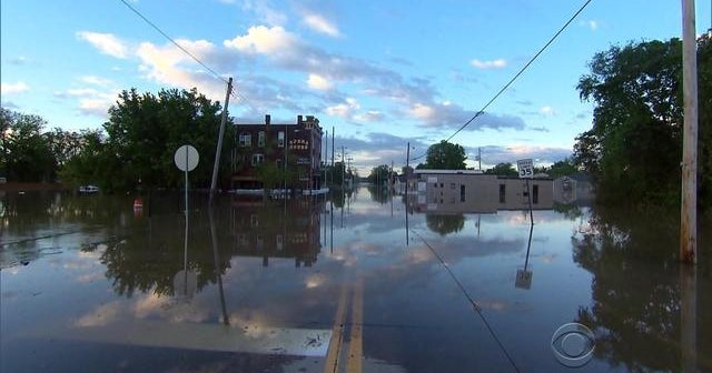 Deadly Missouri flooding threatening thousands of homes, businesses