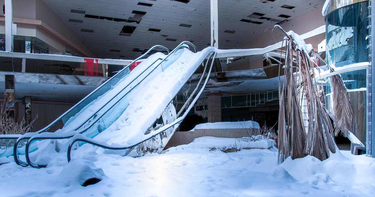 Eerie Photos Of Abandoned Malls And Retail Stores Around The World