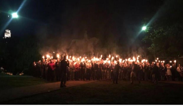 protest-vs-rmeoivng-robert-e-lee-statue-in-charlottesville-va-051317.jpg