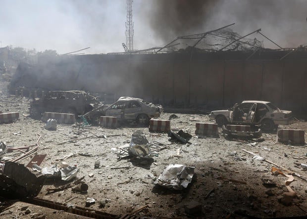 2017-05-31t070145z-1951989307-rc14612671c0-rtrmadp-3-afghanistan-blast.jpg
