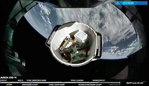 0601317-dragon-deploy.jpg