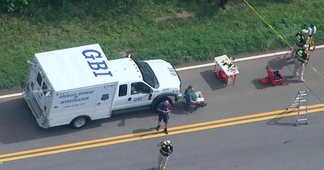 Inmates kill prison guards, escape CBS News