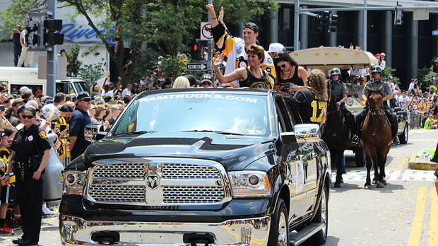 stanley-cup-parade-14.jpg 