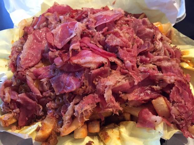 The Hat Pastrami Fries 