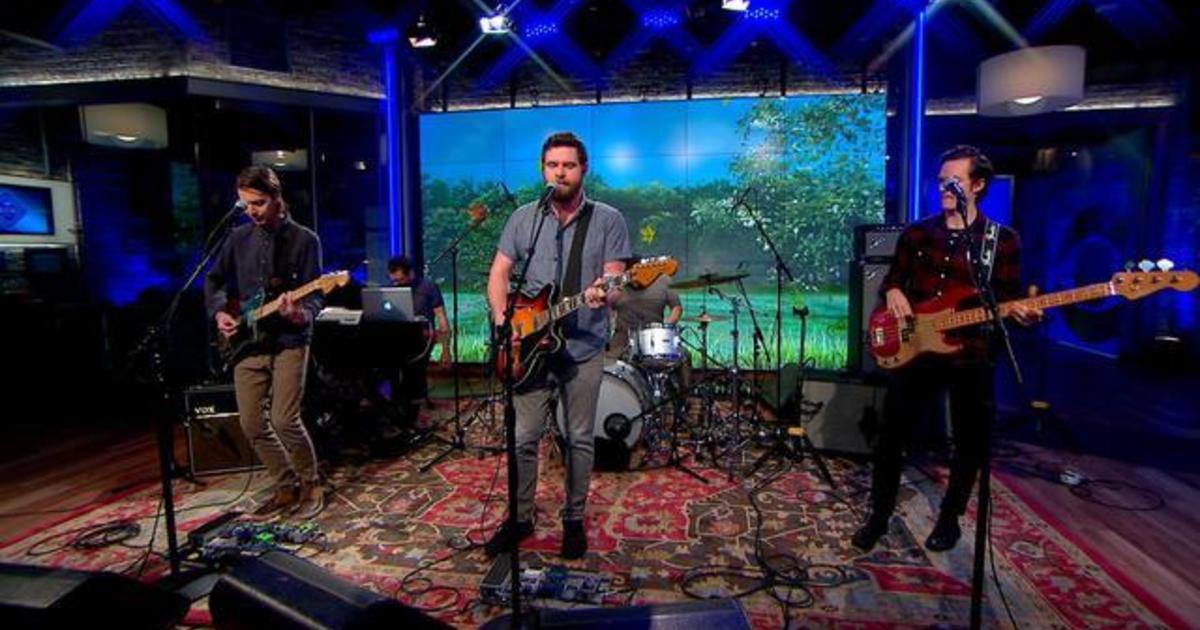 Saturday Sessions Manchester Orchestra performs "The Gold" Videos