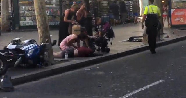 Police in Spain kill five suspects after car attacks