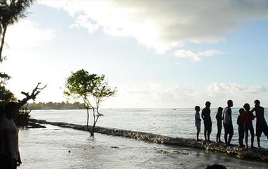 The world's initial meridian change refugees