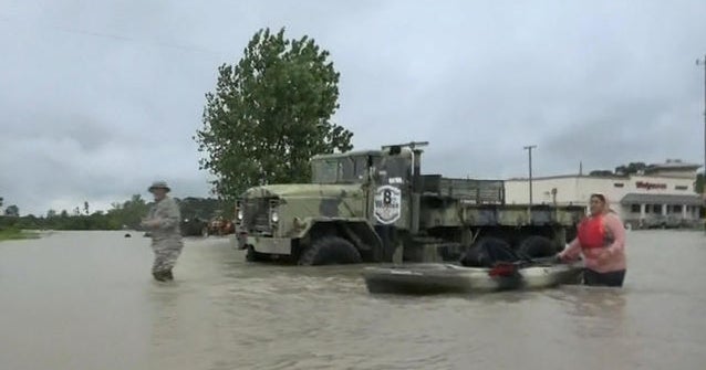 Houston flooding intensifies as more residents seek shelter Houston flooding intensifies as more residents seek shelter