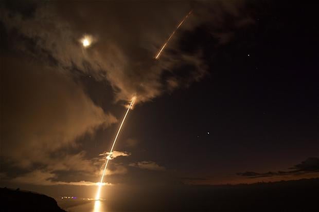 us-anti-missile-missile-test.jpg