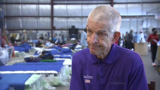 Houston Furniture Store Owner Opens Doors To Flood Victims Cbs News
