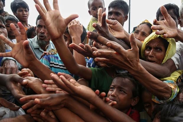 TOPSHOT-BANGLADESH-MYANMAR-UNREST-REFUGEE