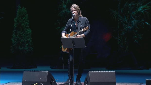 ctm-1003-keith-urban.jpg