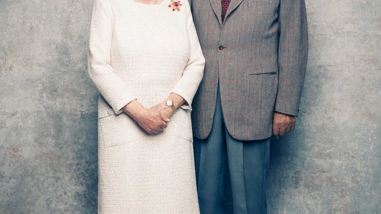 New photos: Queen Elizabeth II, Prince Philip 70th wedding anniversary - CBS News