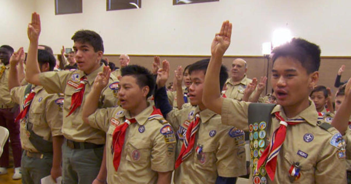 Girl Scout Sex Story - Boy Scouts of America: Girls now admitted