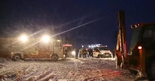 Russian passenger jet crashes shortly after take off