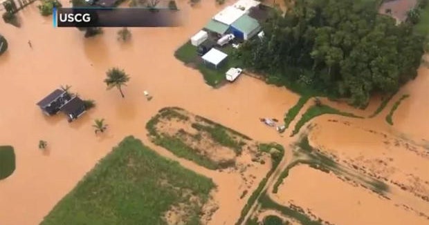 Torrential rains leave dozens stranded in Hawaii shelter