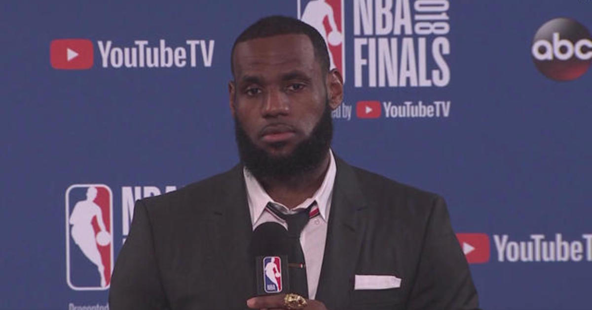 Frustrated LeBron James walks out of press conference after Game 1 loss