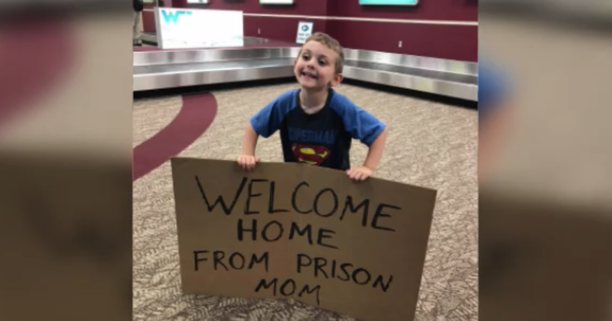 Welcome Home From Prison Mom Boys Joke Sign For Mom