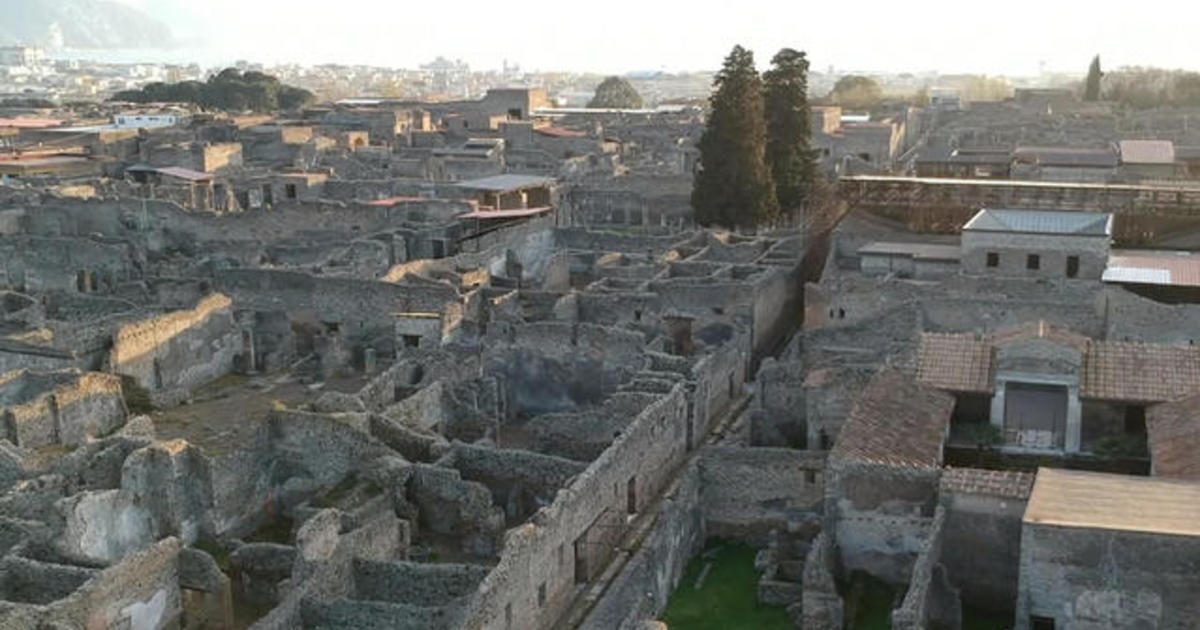 Pompeii excavation project reveals secrets on life before volcanic ...