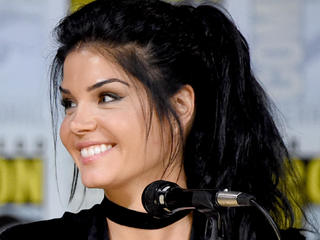13 Marie avgeropoulos ideas | marie avgeropoulos, maria avgeropoulos,  celebrities