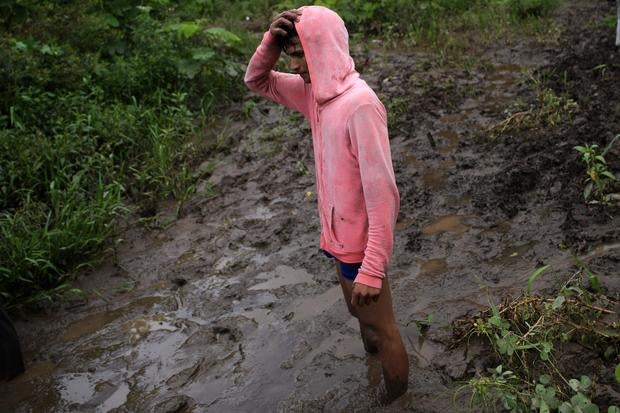 Migrant caravan seeks refuge 