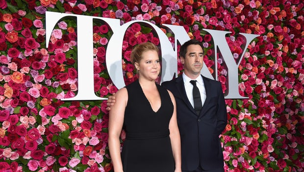 Amy Schumer took long way around to announce she's pregnant