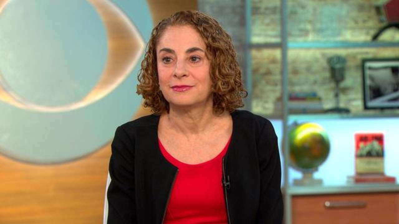 One Third Of All Gofundme Donations Help People Pay For Medical Care Cbs News