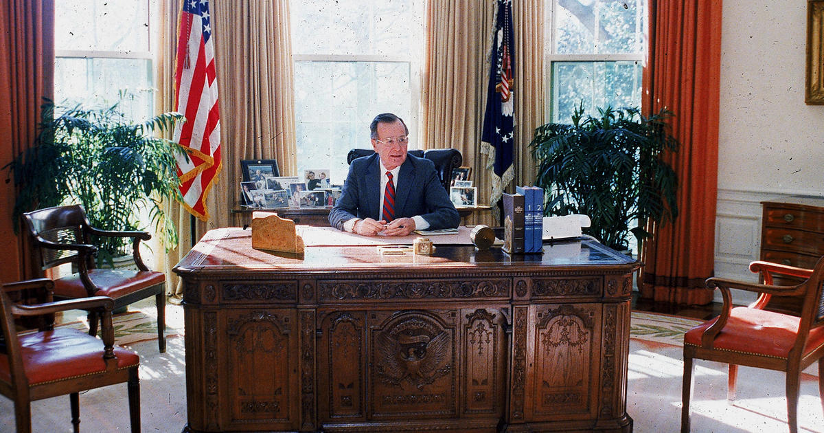 inside the office of the president of italy