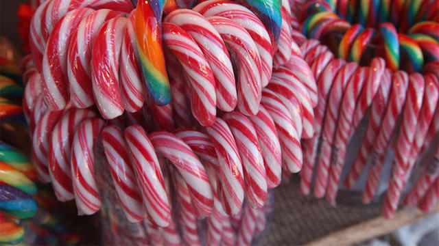 candy-canes.jpg 