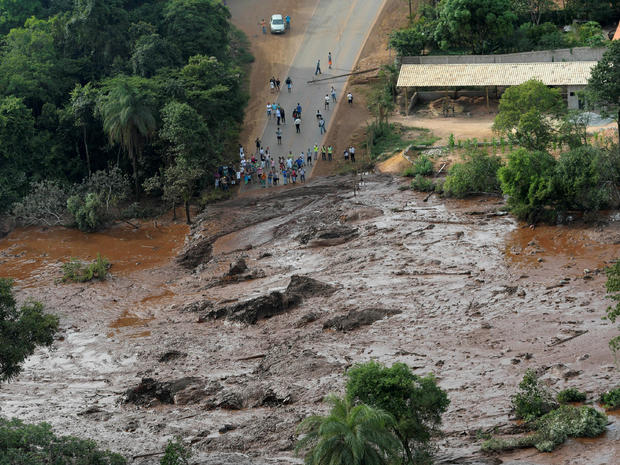 Brazil Dam Collapse: Hundreds Missing After Disaster In Brumadinho ...