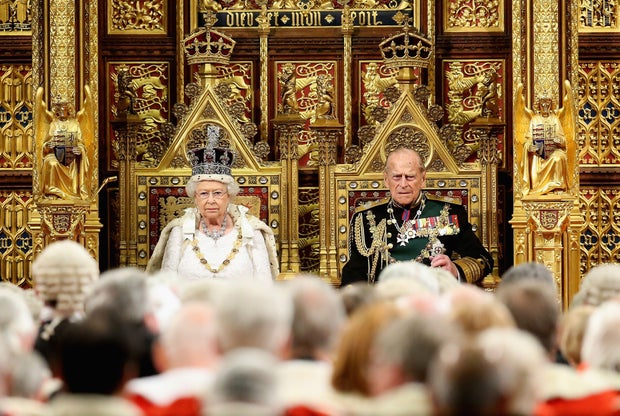 TOPSHOT-BRITAIN-ROYALS-POLITICS
