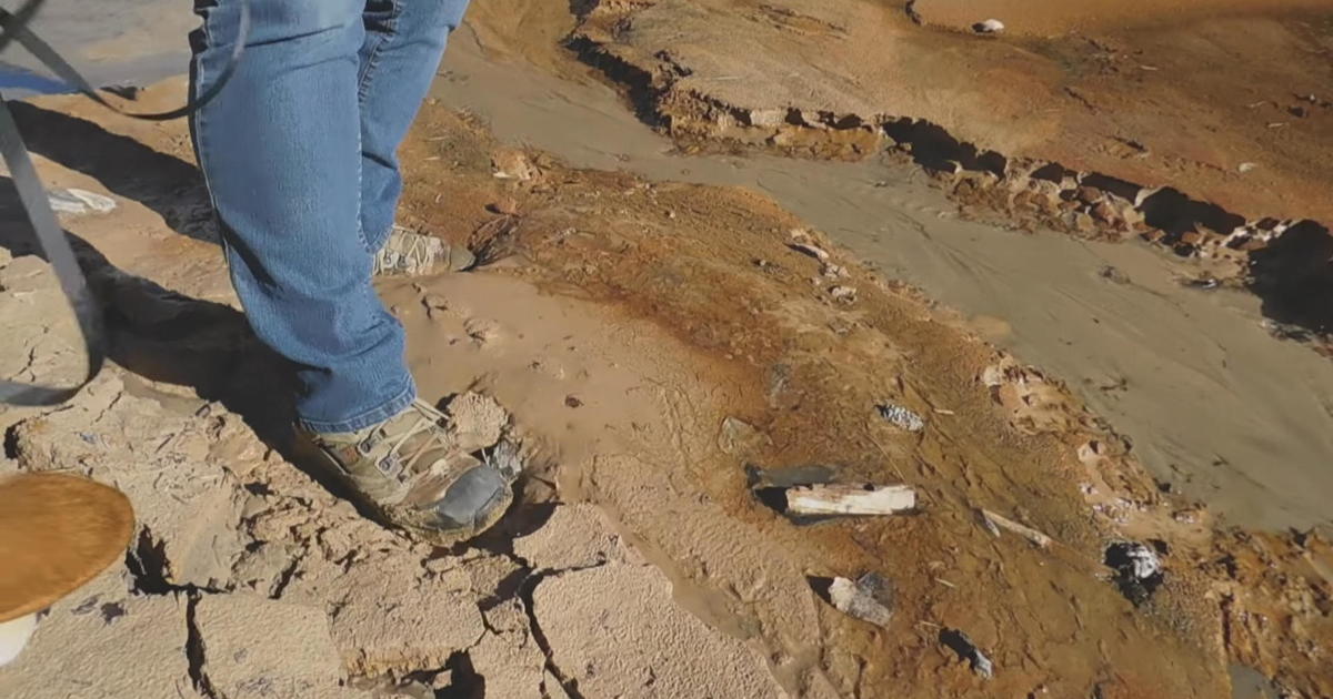 hiker stuck in quicksand for hours