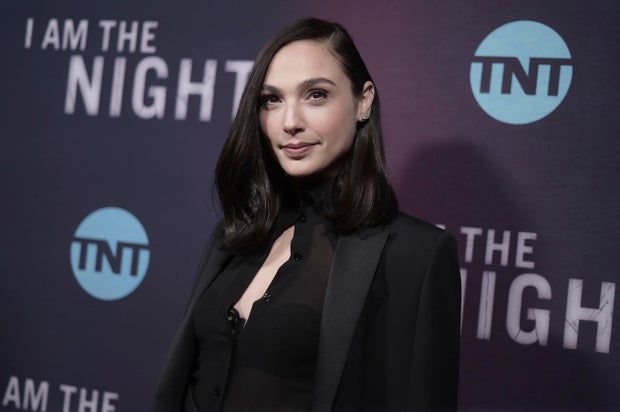Celebrity Party: Gal Gadot