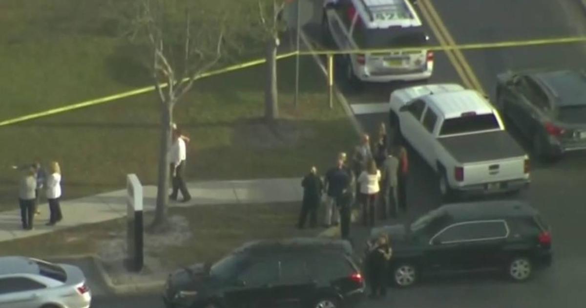 Lake Mary High School Shooting Florida Teen Kills Herself In School