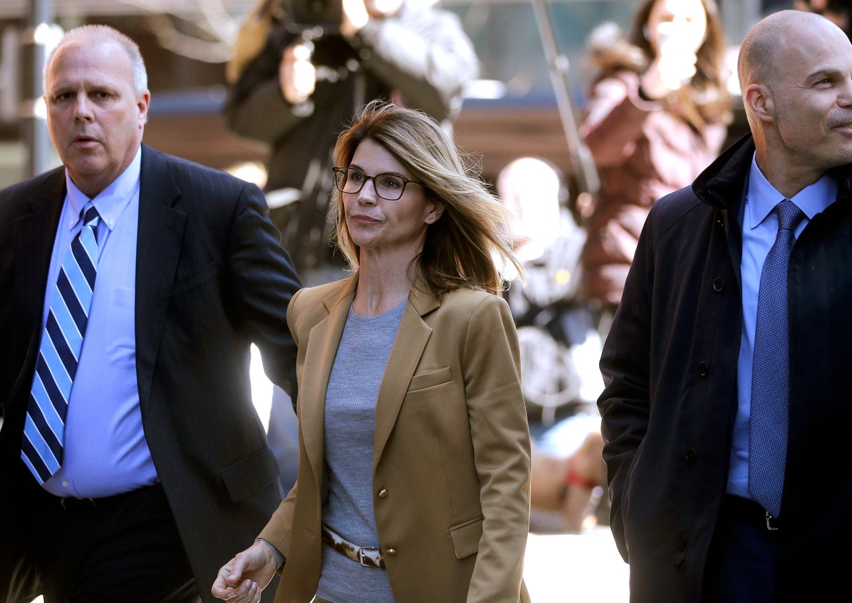 Lori Loughlin, Felicity Huffman court appearances in college admissions