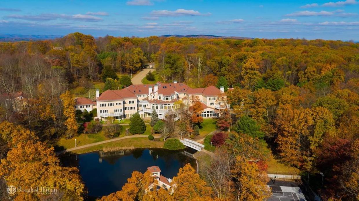 50 Cent sells Connecticut mansion Rapper sells massive Farmington