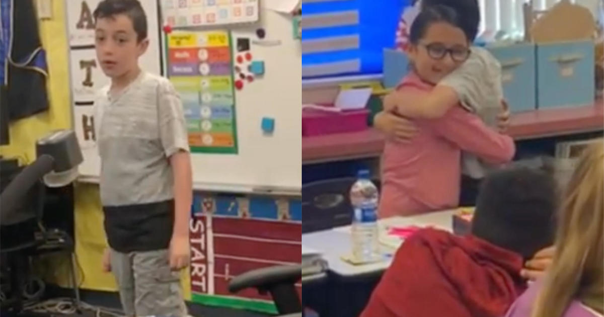 4th grader spontaneously opens up to classmates about autism in viral video