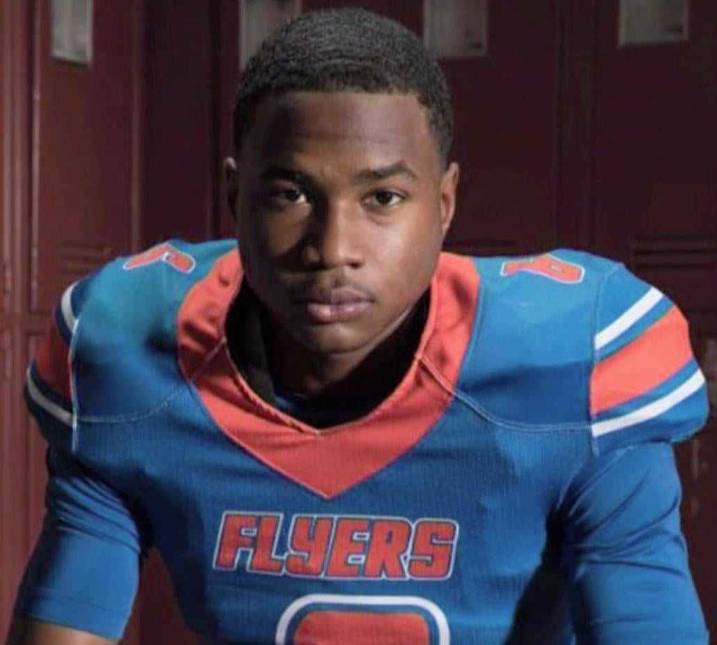 Jaylon McKenzie death Football player featured in Sports Illustrated
