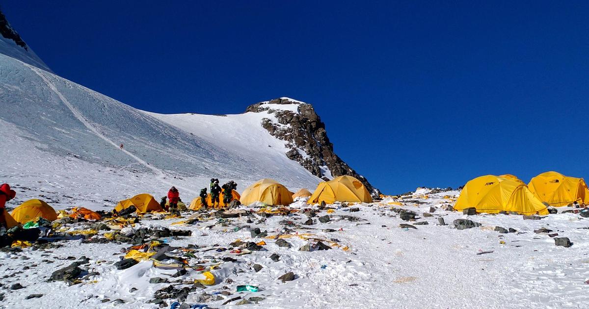 Mount Everest Deaths Inside A Deadly Climbing Season Cbs News